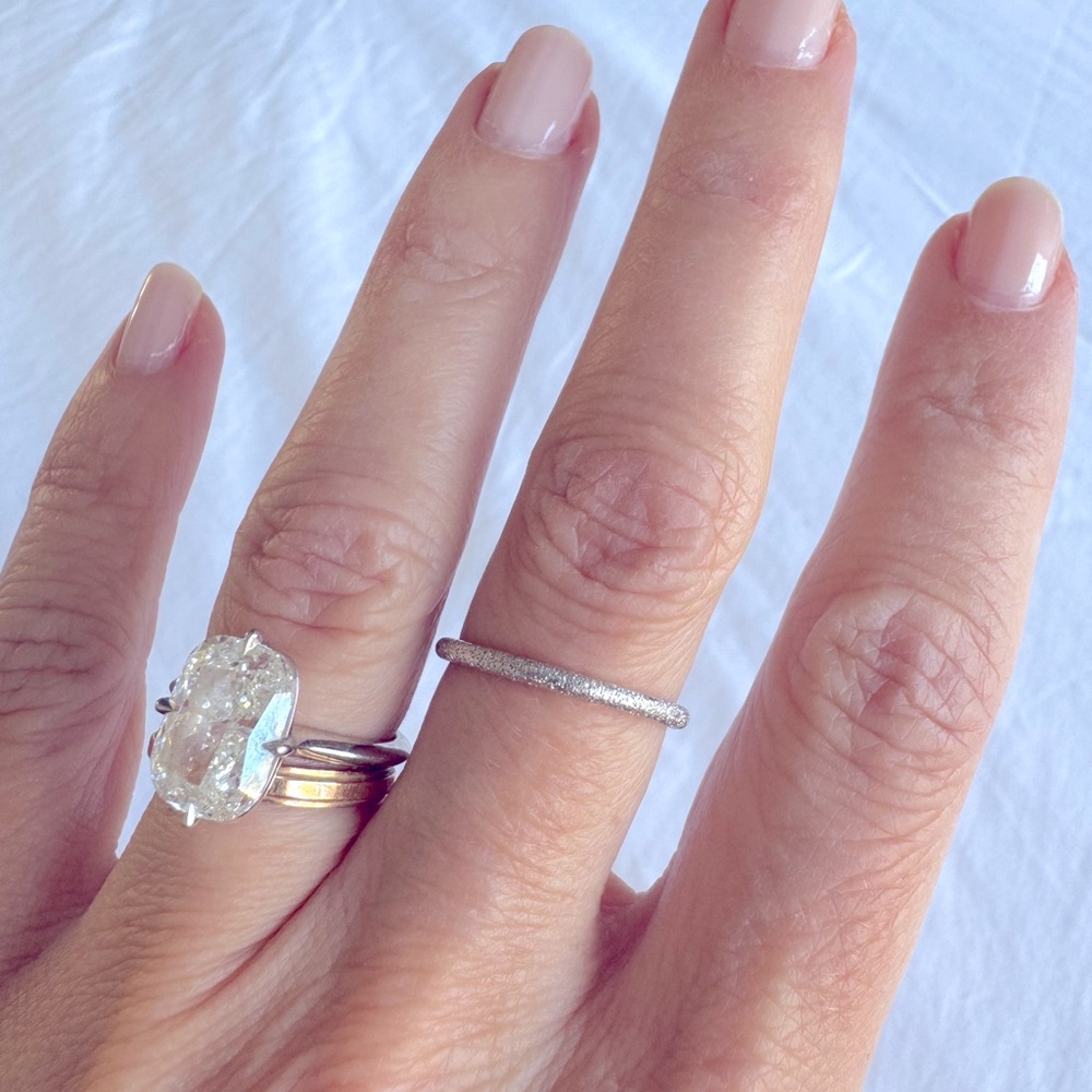 Carolina Bucci white gold thin band - size 5 - signature sparkle